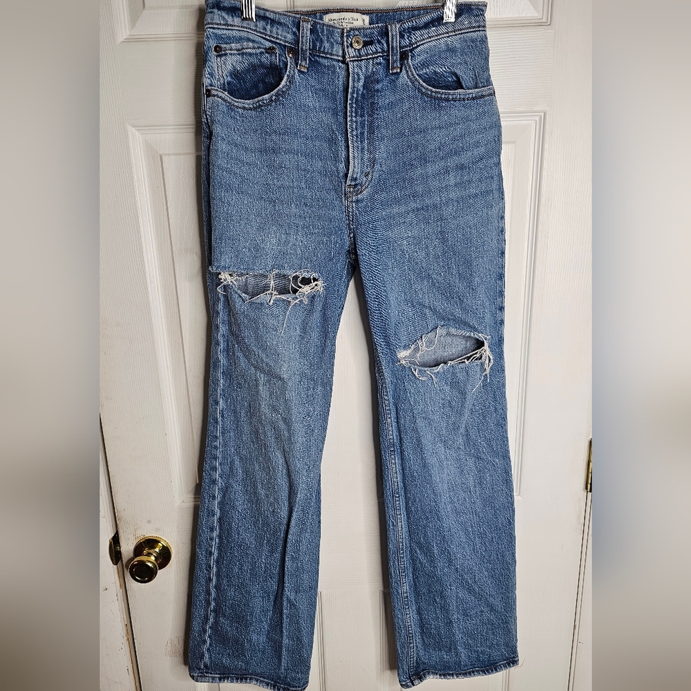 Abercrombie & Fitch The 90s Relaxed High Rise size 6/28  Women's  Jeans